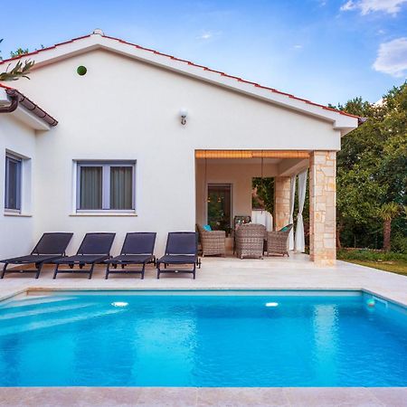 Villa Nevera Omisalj Bagian luar foto
